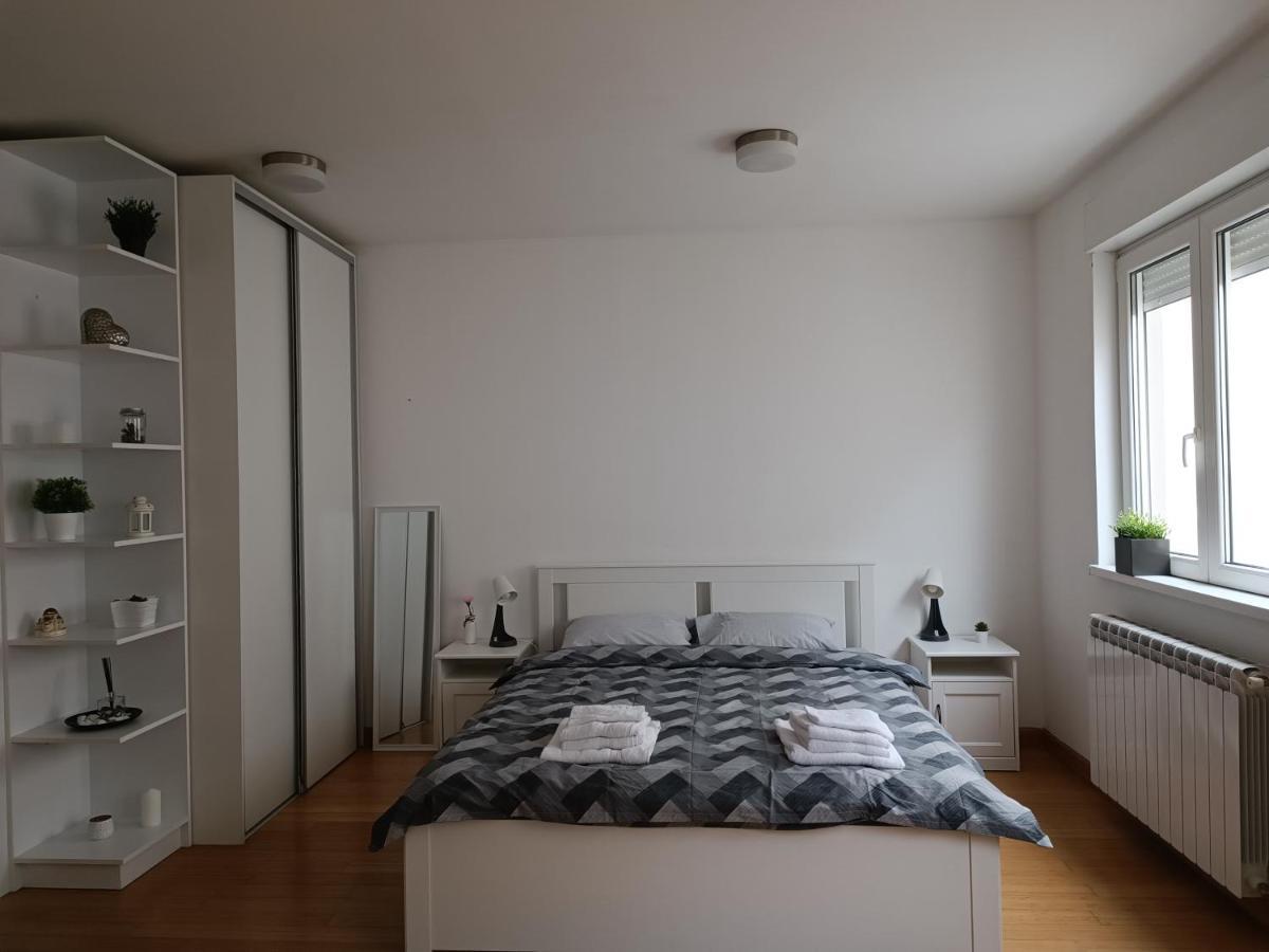White Apartment Belgrade Extérieur photo